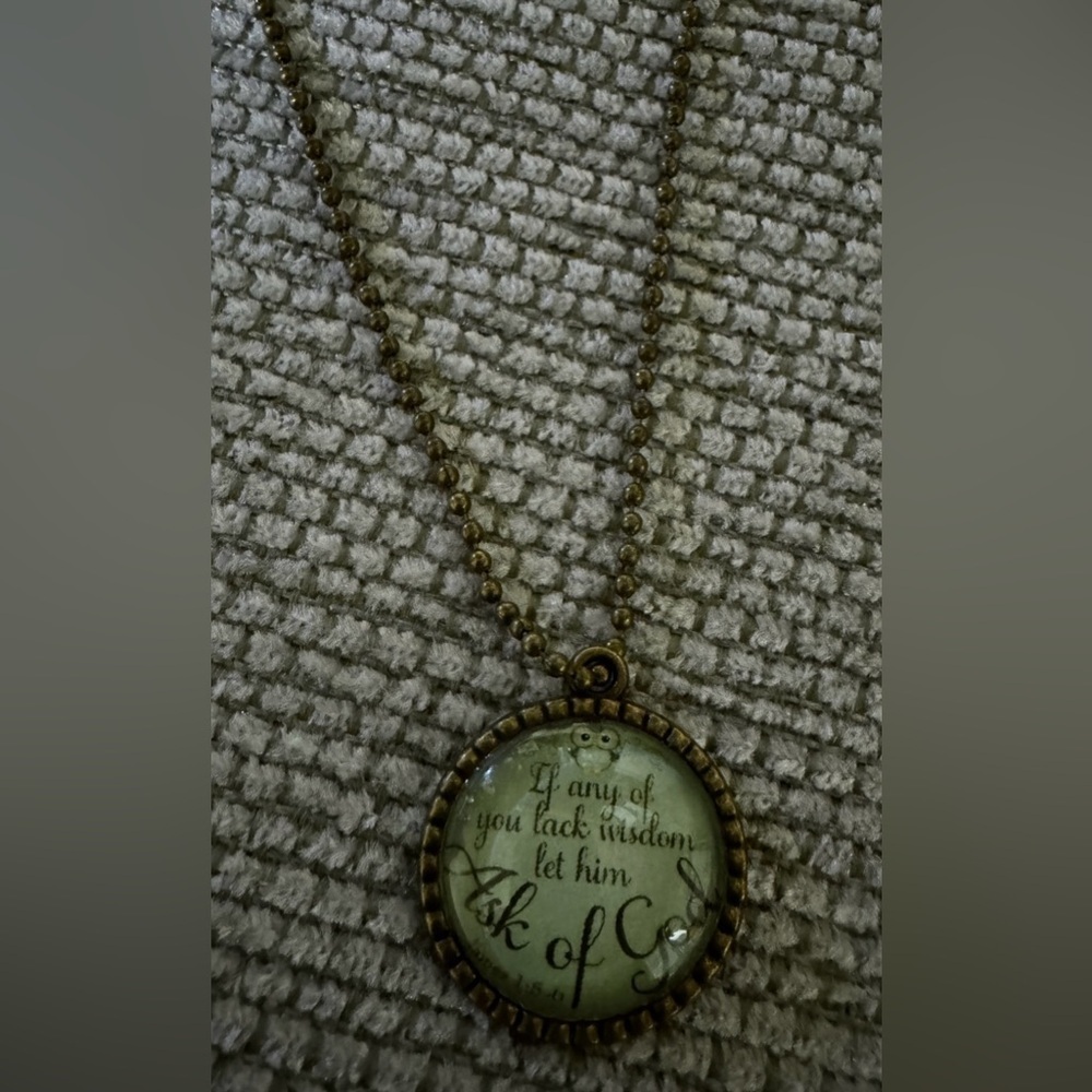 Antique Quote Circle Pendent Charm Necklace Ask God